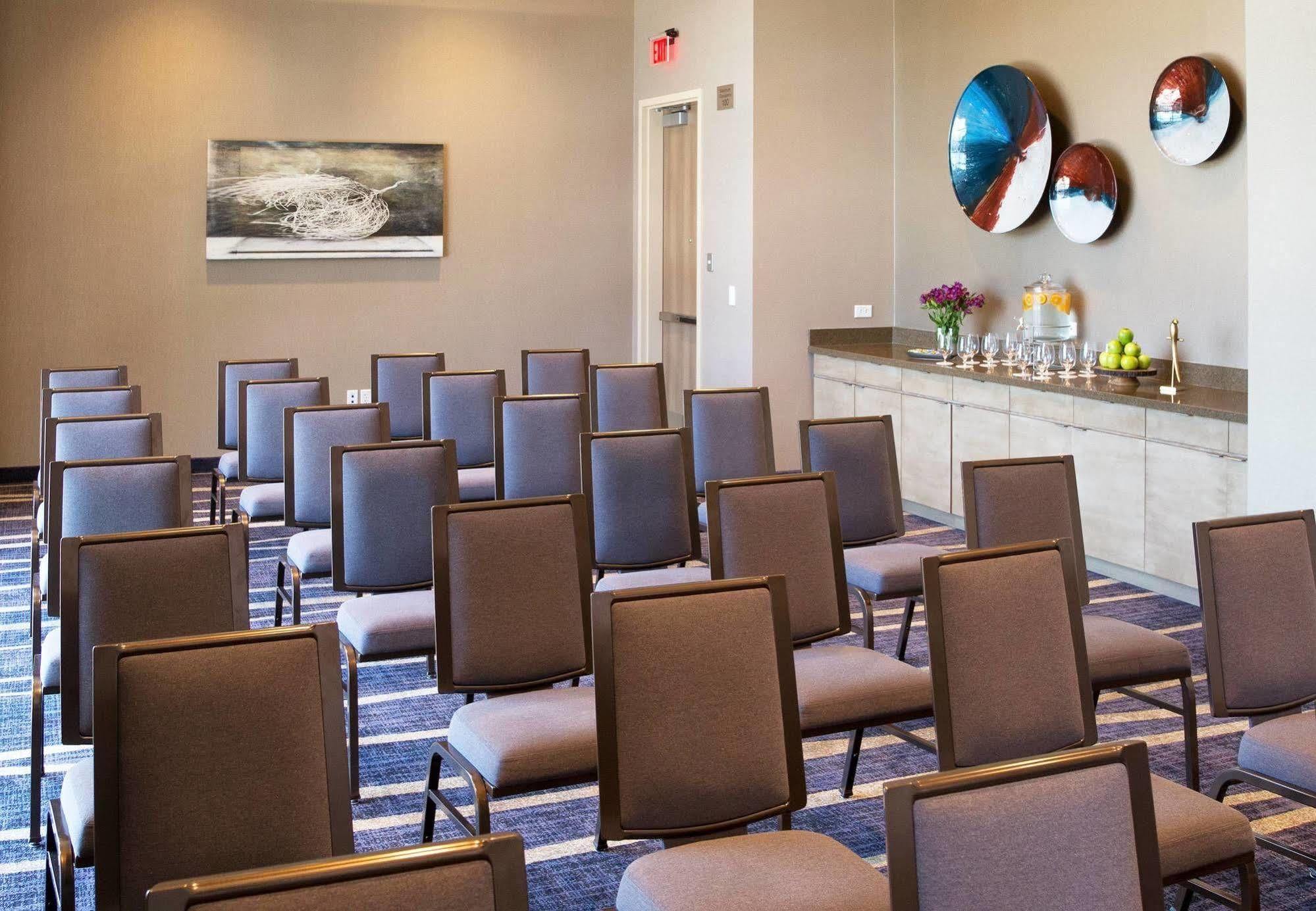 Courtyard By Marriott Phoenix Downtown Экстерьер фото